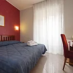 Ercoli House Hotel 2*