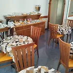Ercoli House Hotel 2*