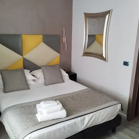 Ercoli House فندق 2*