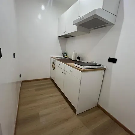 Ercoli House