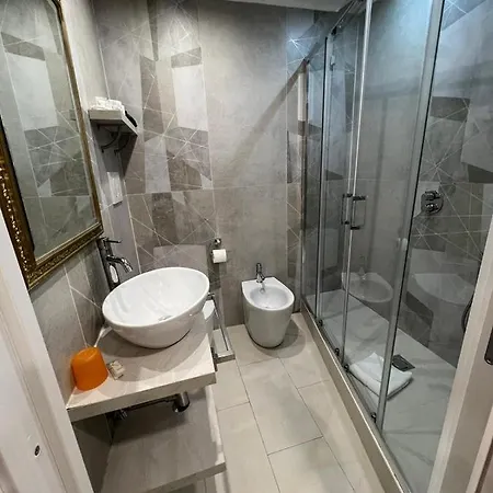 Ercoli House 2* 罗马