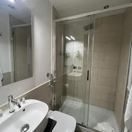 Ercoli House Отель