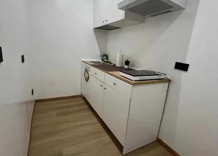 Ercoli House