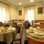 Ercoli House 2* Rom