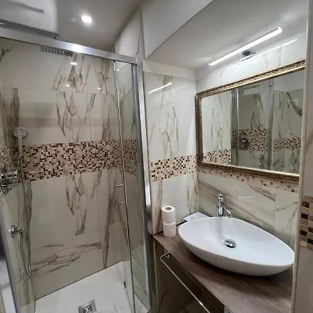 מלון Ercoli House
