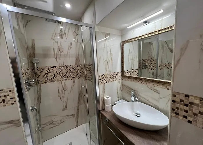 Отель Ercoli House