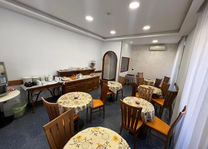 Ercoli House Ξενοδοχείο 2*